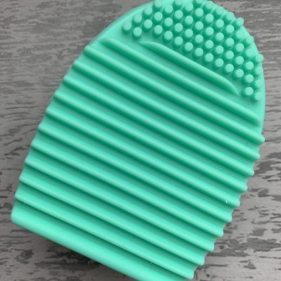 Mama Makes Stamp Cleaning Tool